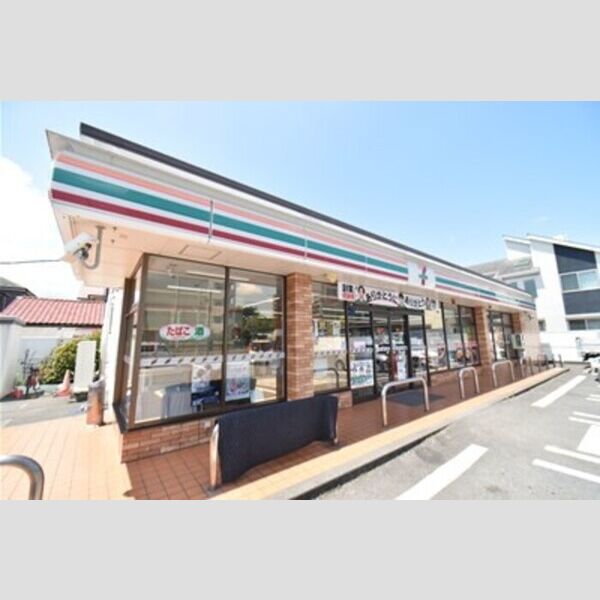 ブリューエン河原口 セブンイレブン海老名あゆみ橋店(255m徒歩約3分)