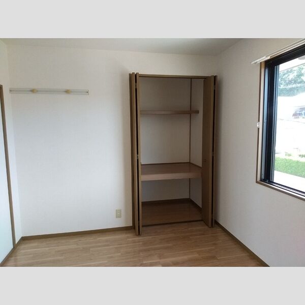 グローネ飯倉台　F 収納