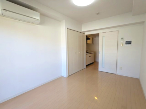 ガーデン萩中112号室 リビング