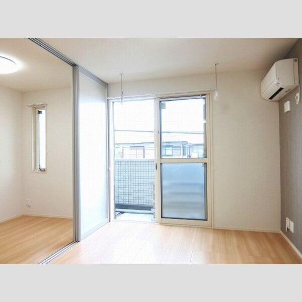 サンフェリーチェ海老名202号室 リビング