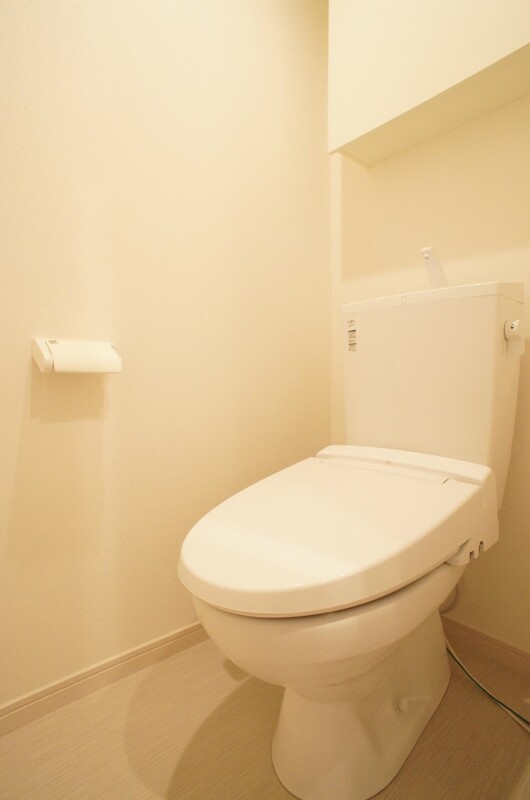 リブリ・ルピア湘南Ⅱ1階 トイレ