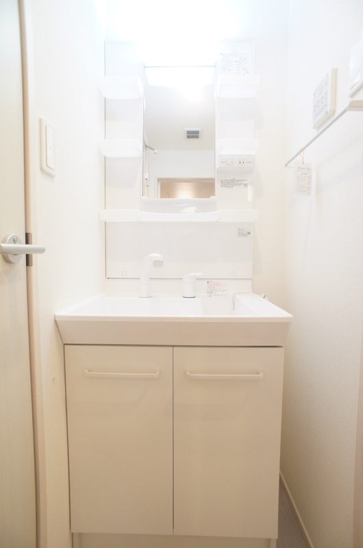 リブリ・Kヒルズ1階 洗面