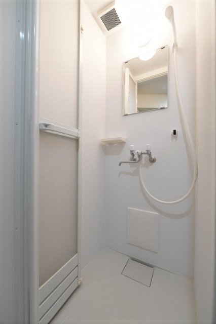 ＬａＬａ柴又1階 シャワールーム