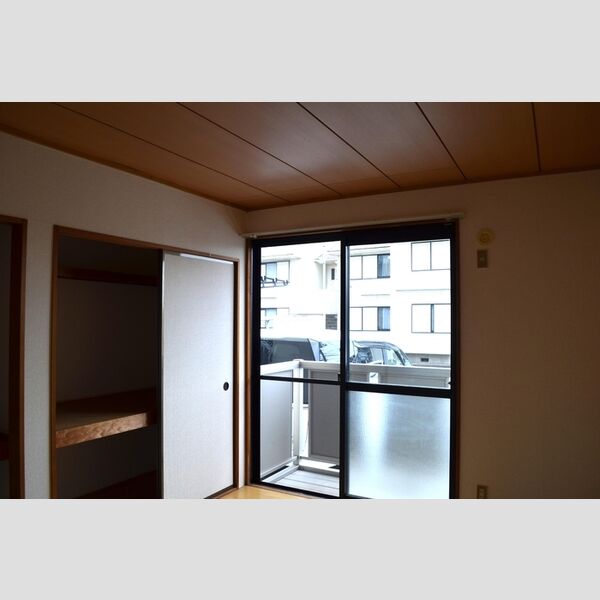 ネオサカエハイツ 洋室②