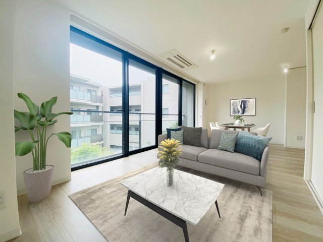 広尾アパートメント ※参考写真　実際の写真に家具のCGを重ねたものです。家具付き住戸ではございません。