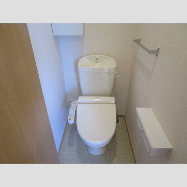 ジュメオス303号室 温水洗浄暖房便座