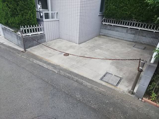 アストラコスモ新百合ヶ丘1階 駐車場