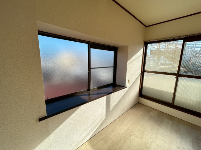 デュエット樋ノ爪2階 和室は洋室にリフォーム済みです