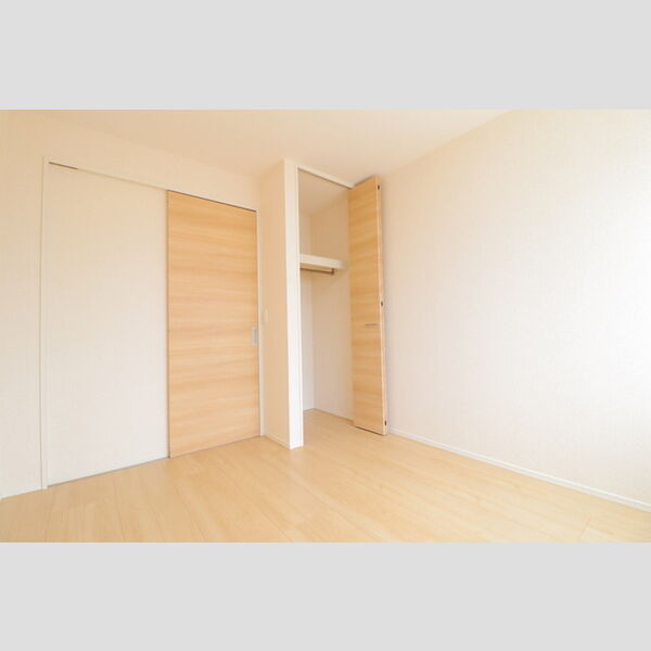 ゼルコバ　Ⅱ 洋室