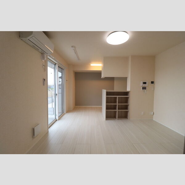 タイムズ・スクエアV　Two LDK