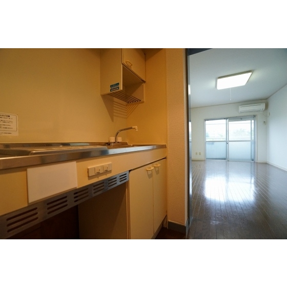 ドウェル砂川0201号室 キッチン