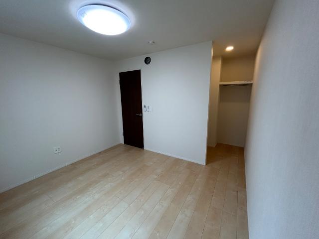 ディモーラ102号室 洋室