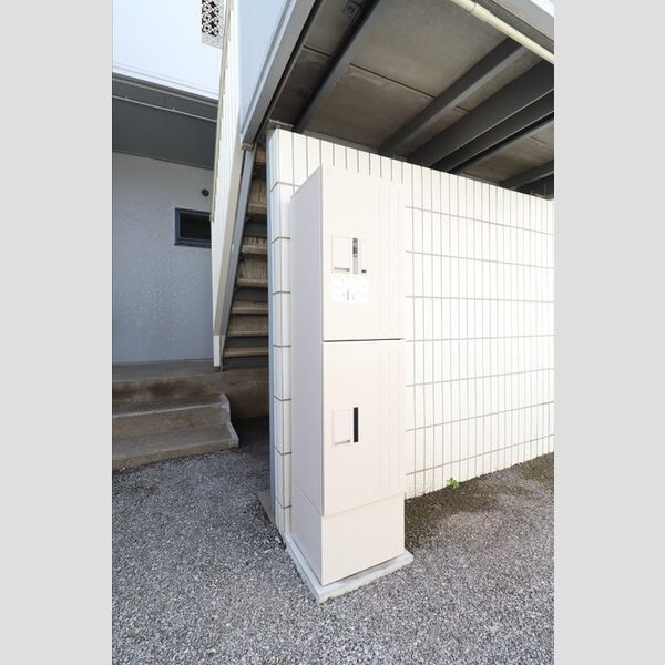 サンハイツ習志野 宅配ボックス