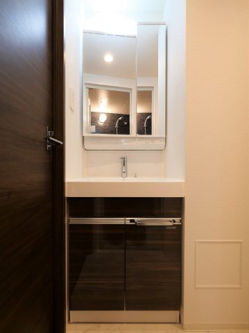 ベルグレード王子DUE9階 内観