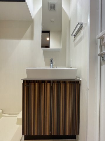 アゼスト堀切菖蒲園Ⅱ604号室 洗面