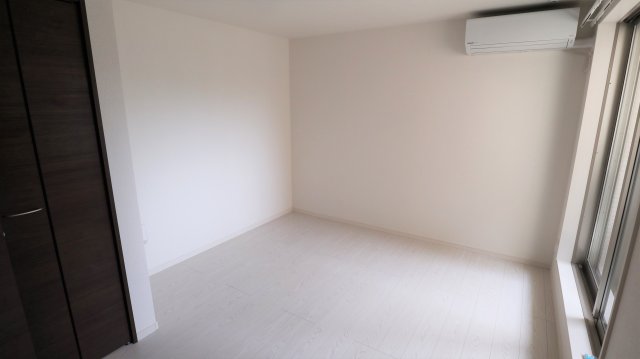 102号室