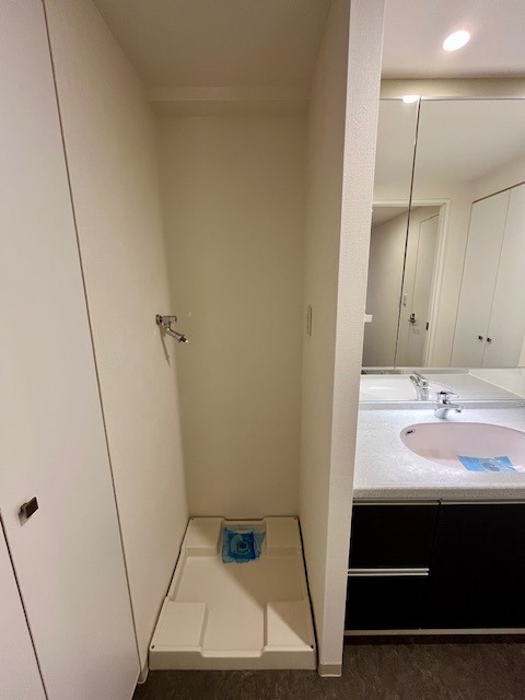 レジディア中落合B棟7階 洗濯機置き場