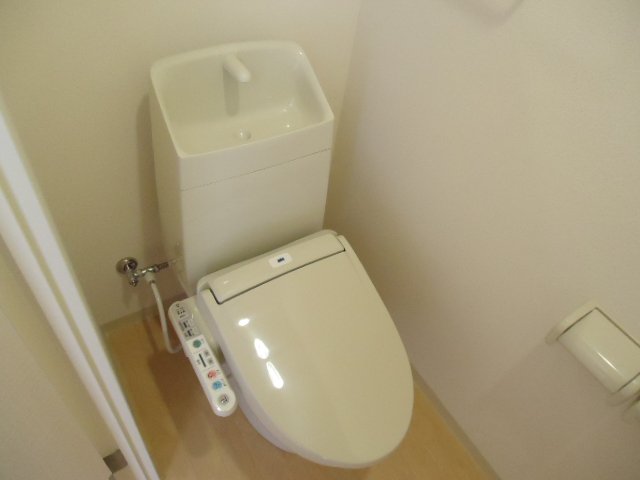 ジングレース シャワー付トイレ