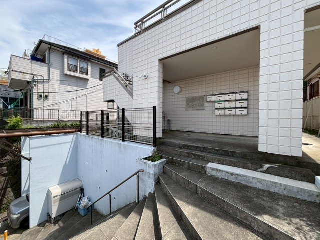 パレロワイヤル善行 エントランス