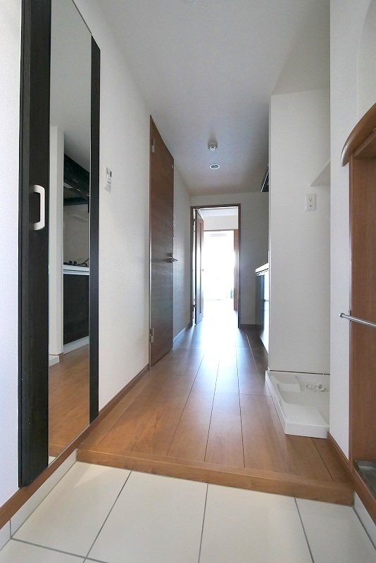 アーバハイツ六町2号館3階 内観