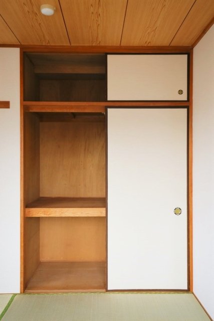 成加パラシオン4階 収納