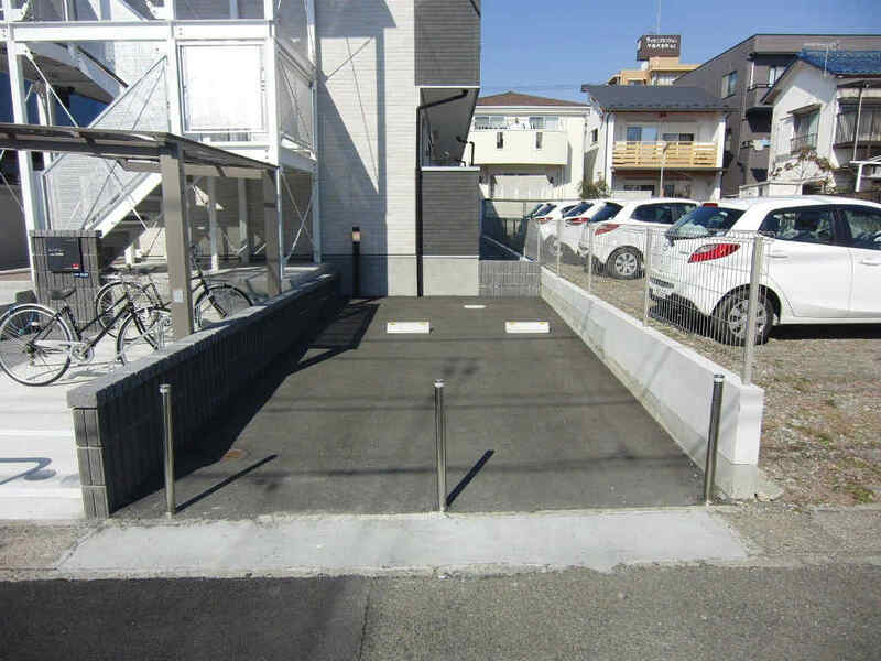 リブリ・代官町2階 駐車場