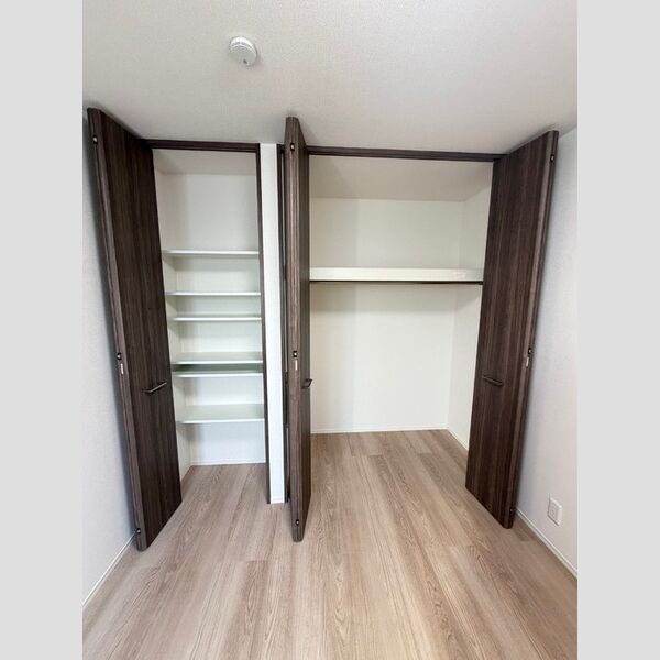 シンビジウム湘南台302号室 クローゼット
