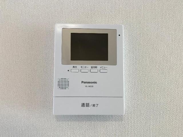 シルクネス101号室 カメラ付インターホン（イメージ）