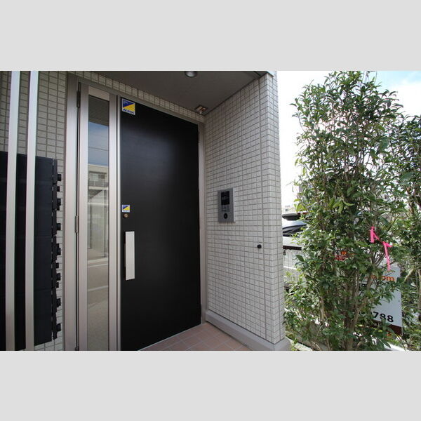 ルピナ303号室 オートロック