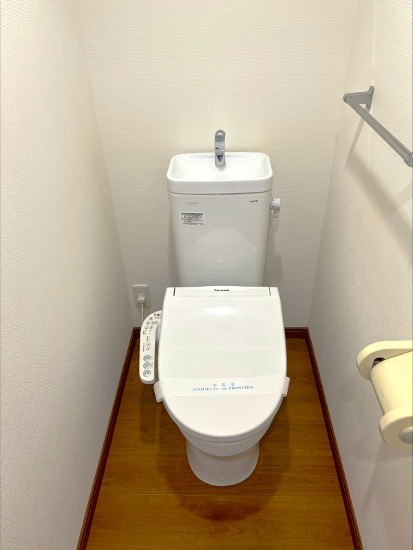 T's garden西寺尾 C棟3階 トイレ