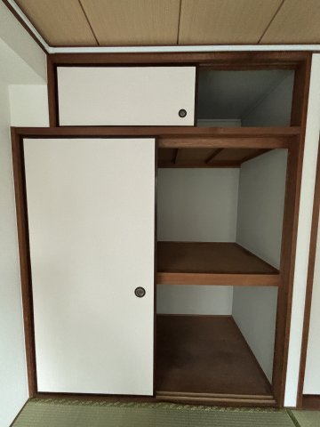 太陽辻堂マンション 収納