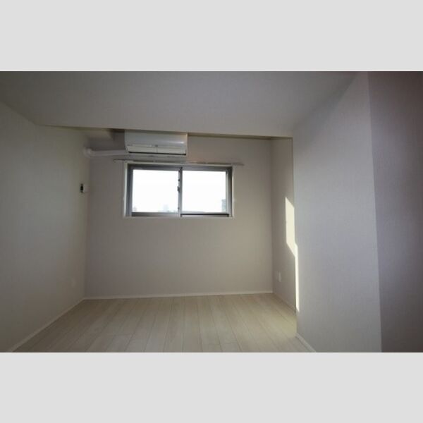 サンジョイアゼロ509号室 洋室7.2帖