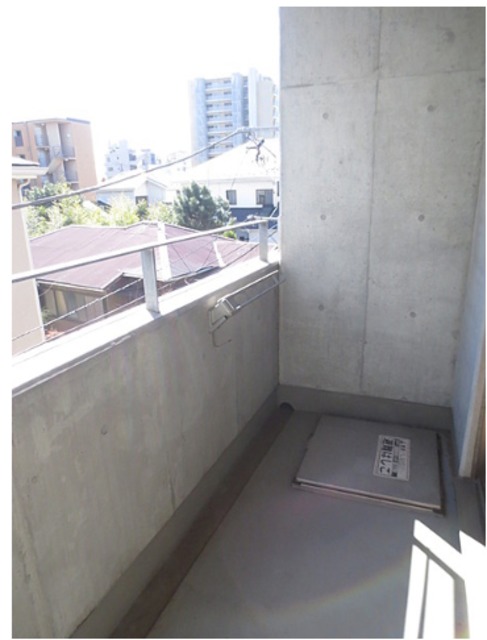 ヒロビル バルコニー