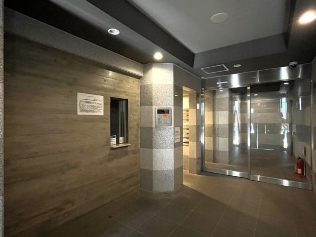 プレール・ドゥーク笹塚Ⅱ エントランス