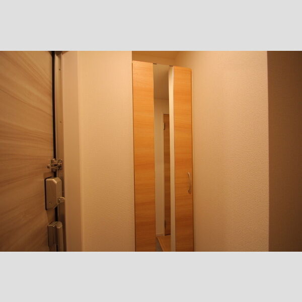 レインボー皿沼 玄関