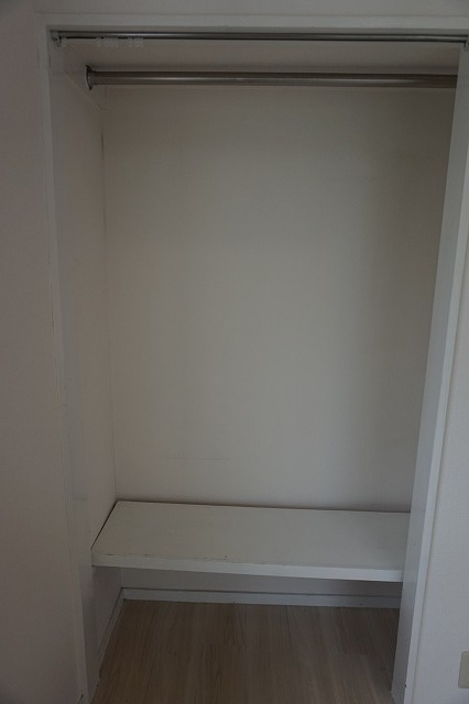 ローズアパート(Q-088)2階 収納