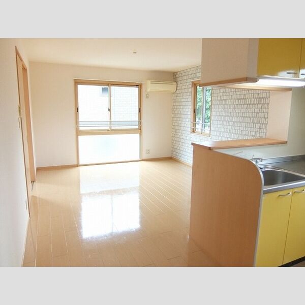 コゥジィーコート　Ⅱ リビング