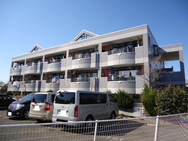 ドミールシャルマン 外観写真（昼）