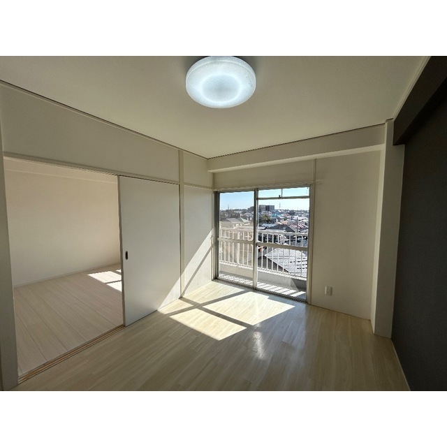 リブレス東浦和　旧東浦和ハイツ507号室 リビング