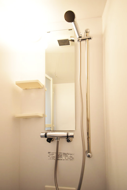 ハーモニーテラス平安町1階 内観