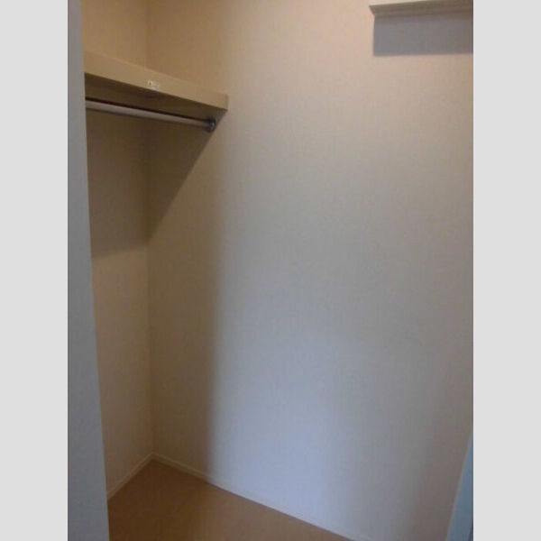 クイーン・ヒルズ クローゼット