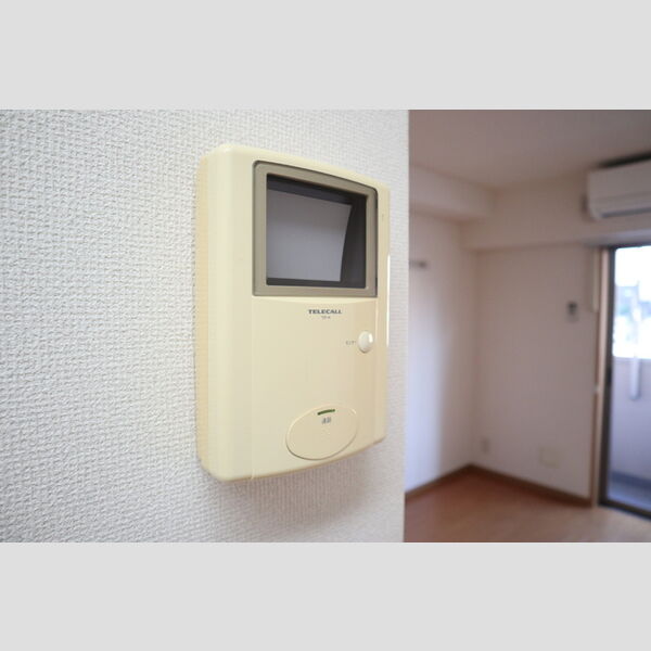 ベルテ202号室 TVインターホン