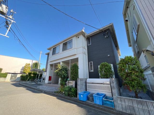 マンダリーヌ 外観写真（昼）