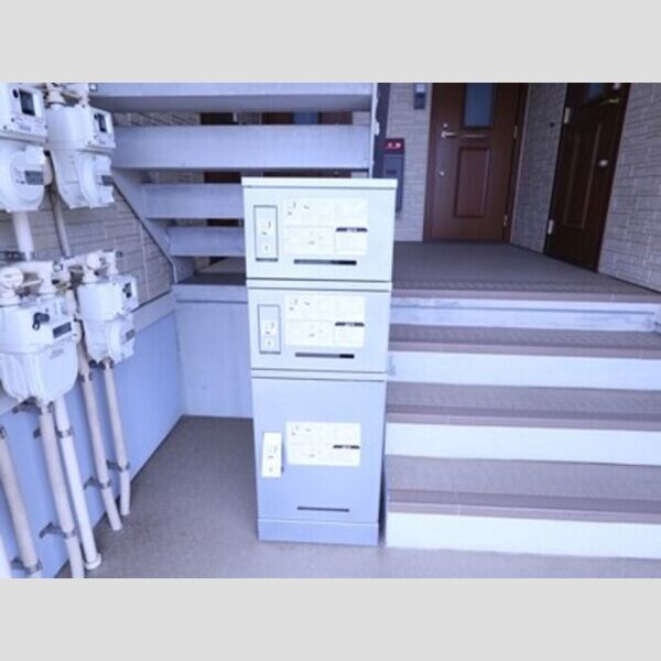 グランドソレーユ　　A棟 宅配ボックス