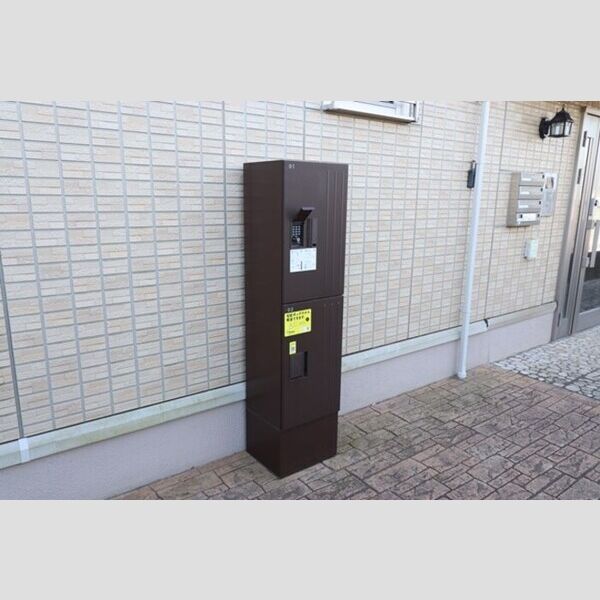 サニーハウス　A棟202号室 宅配ボックス