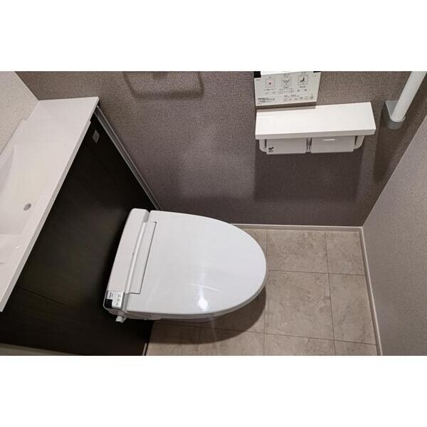 アーバン尾久701号室 トイレ