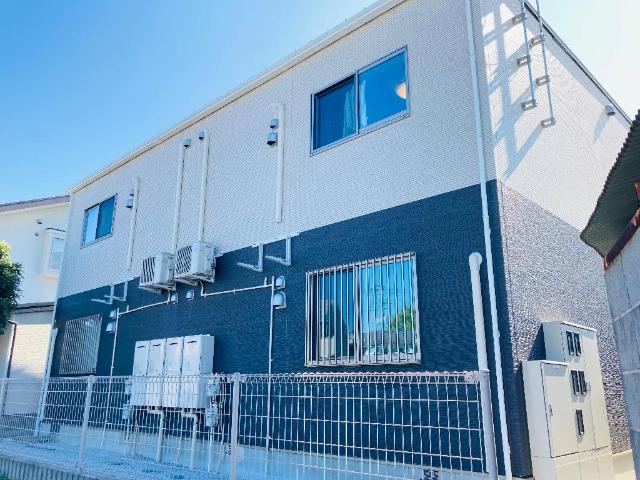 フランシーズ 外観写真（昼）