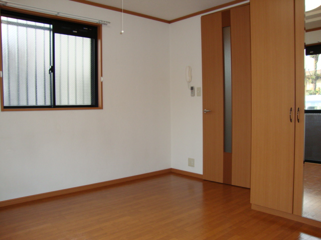 プリオール２００４301号室 洋室
