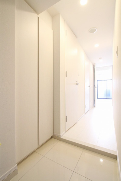 プレミアムキューブG東新宿 内観