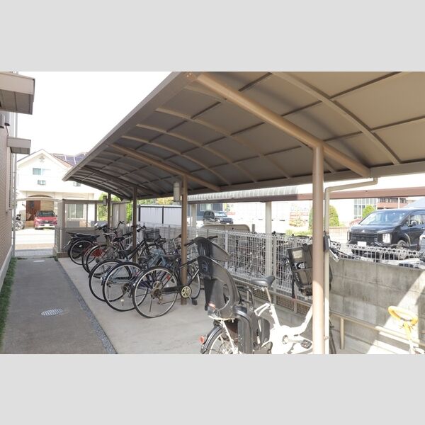 レイク南風 駐輪場